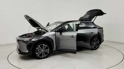2023 Toyota bZ4X Limited