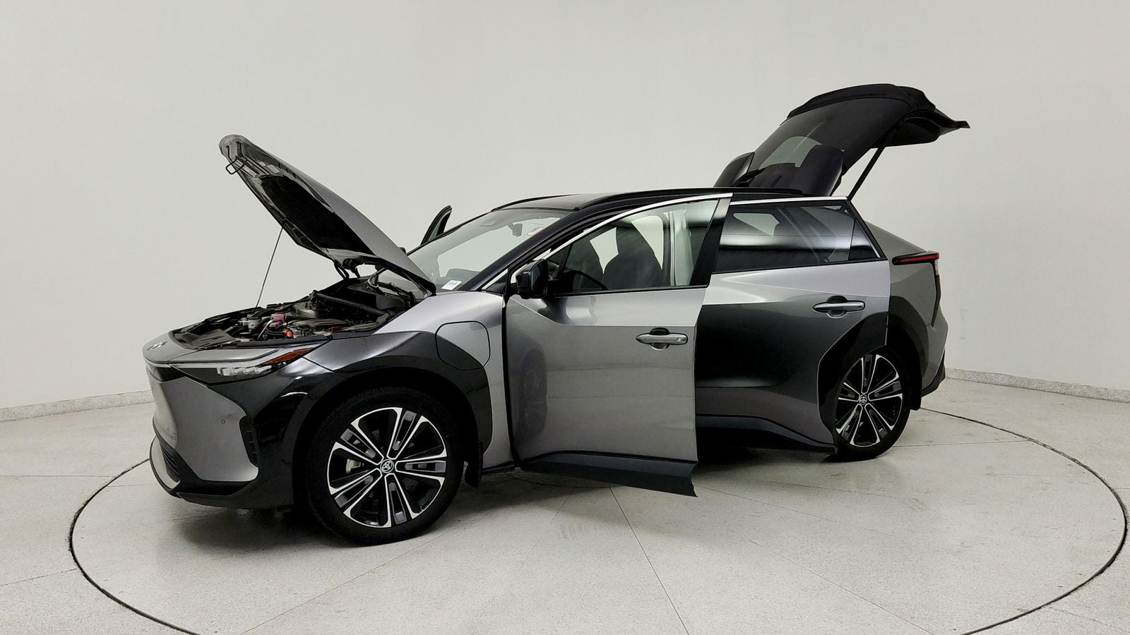 2023 Toyota bZ4X Limited