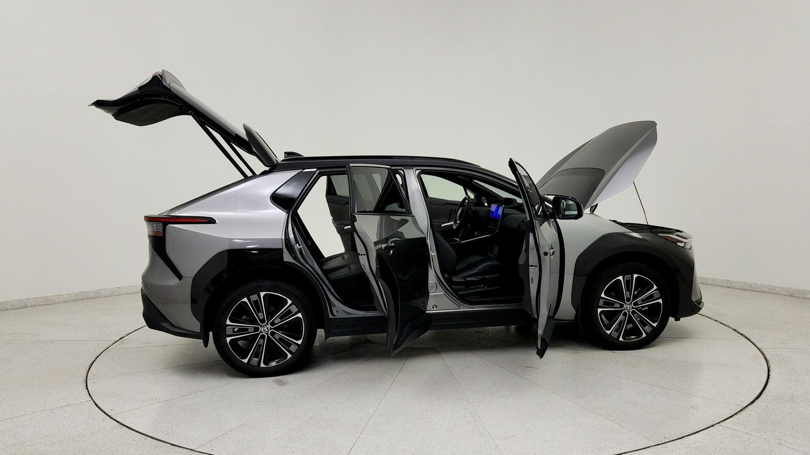 2023 Toyota bZ4X Limited