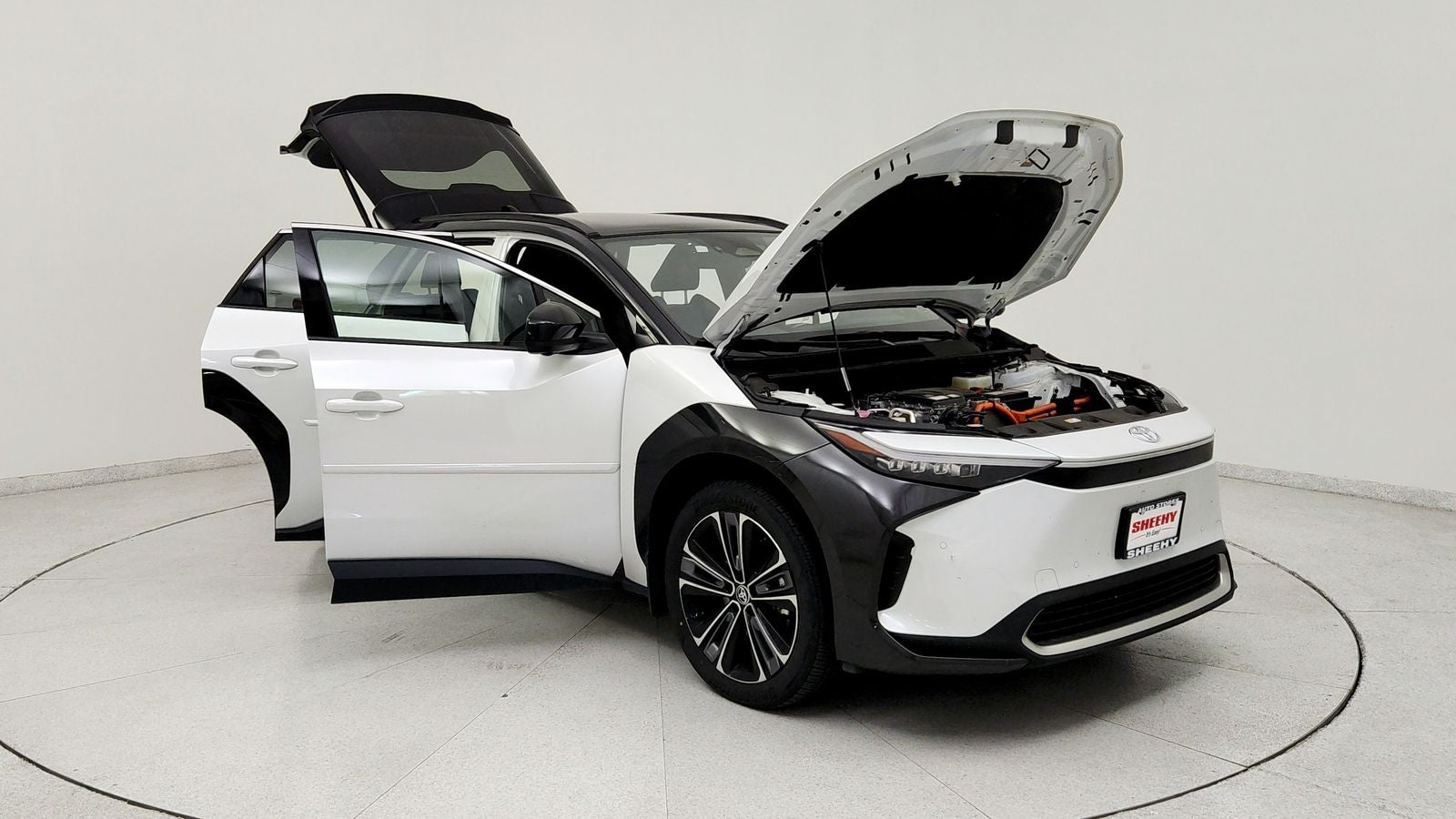 2023 Toyota bZ4X Limited