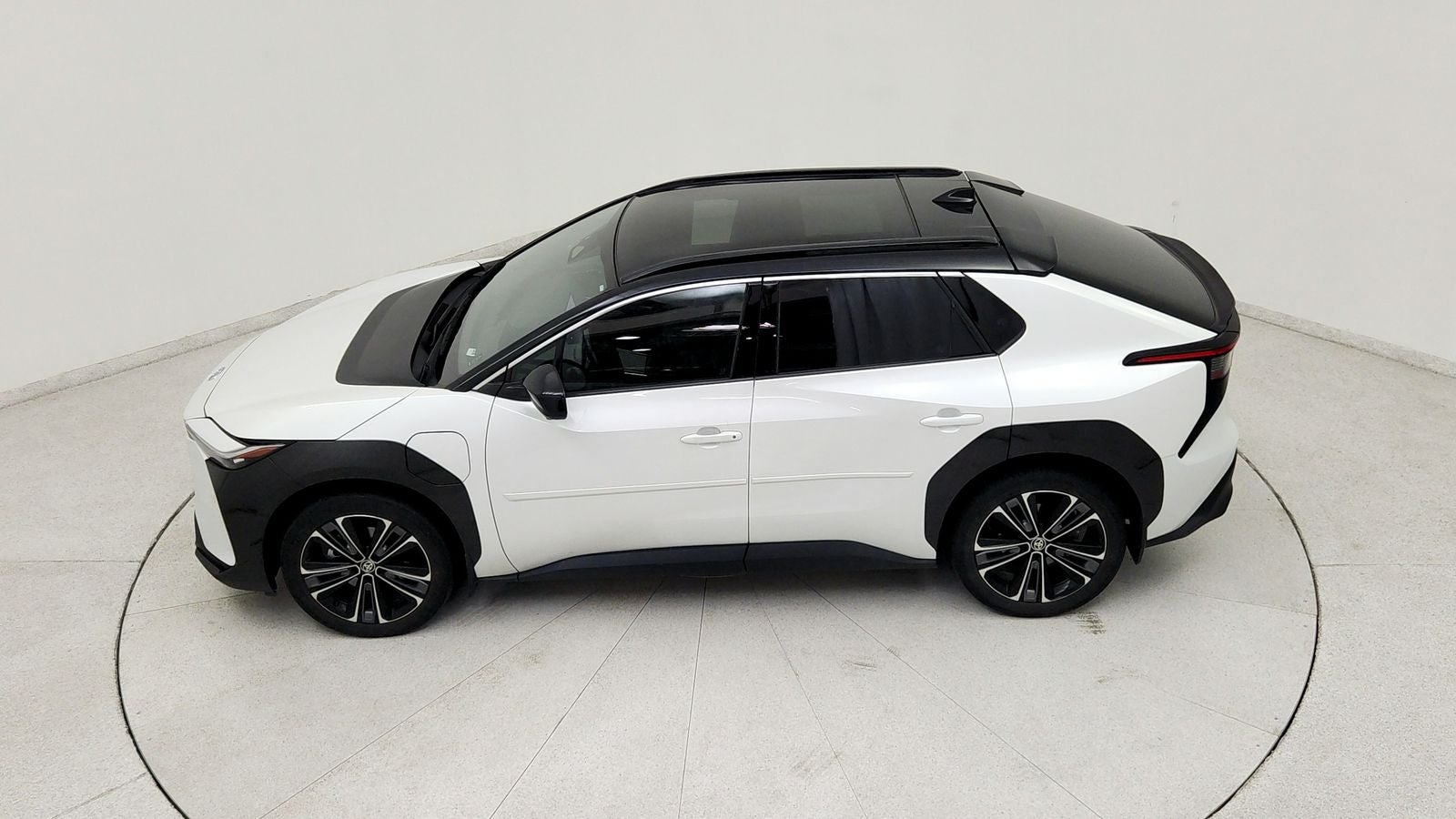 2023 Toyota bZ4X Limited