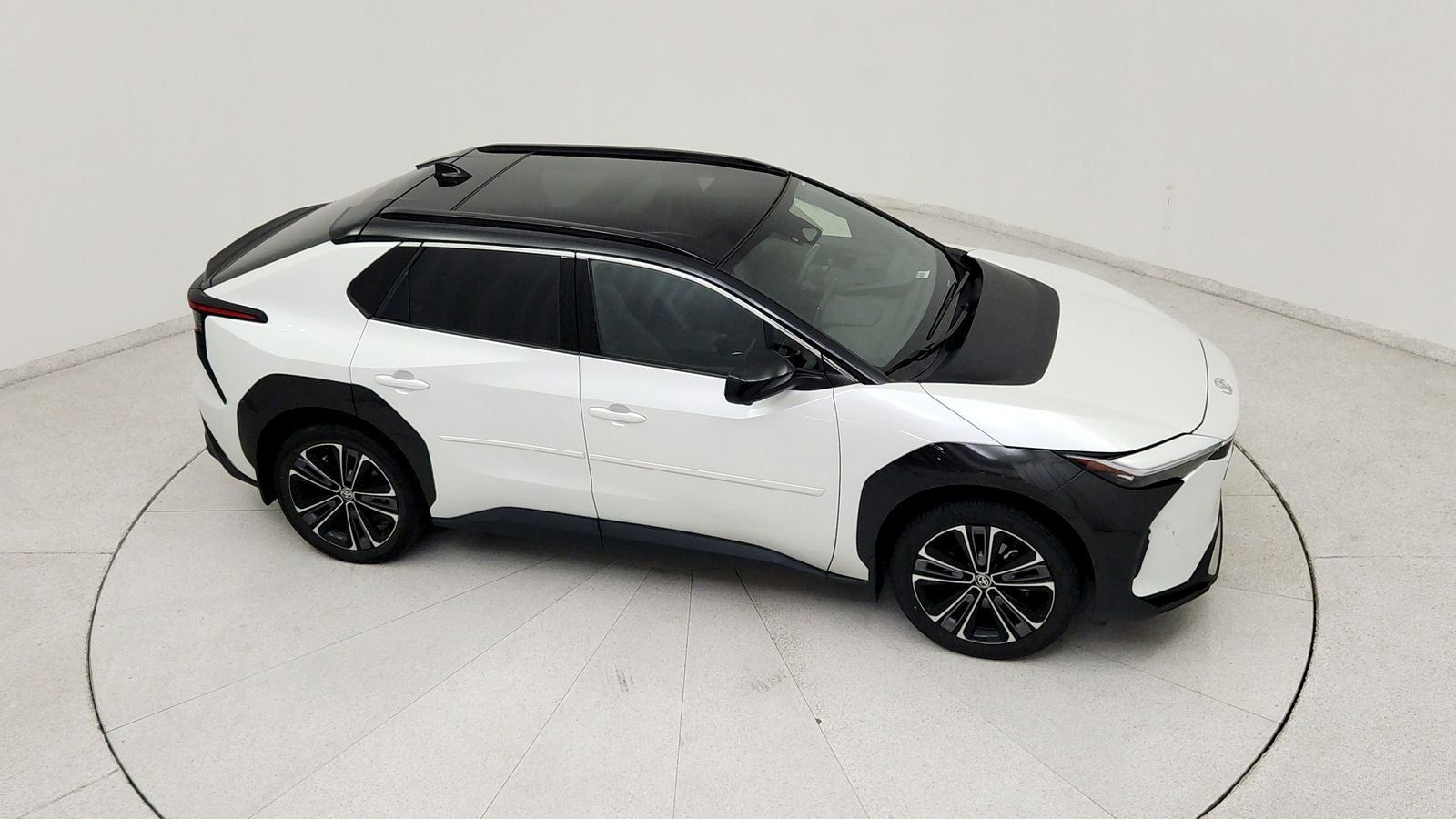 2023 Toyota bZ4X Limited