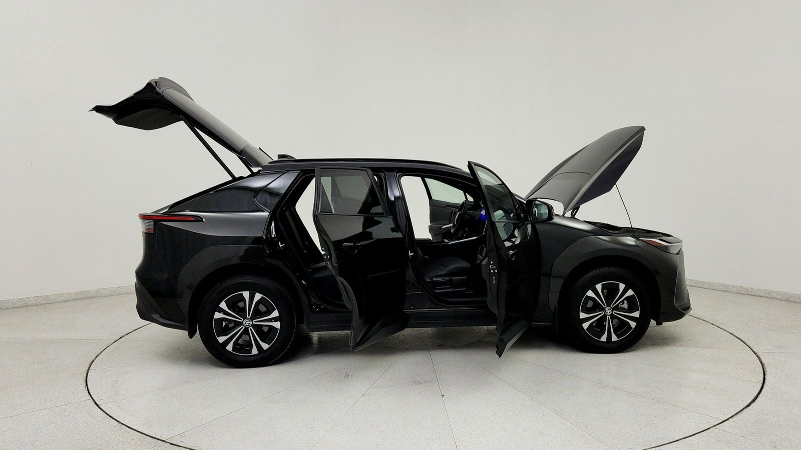 2024 Toyota bZ4X XLE