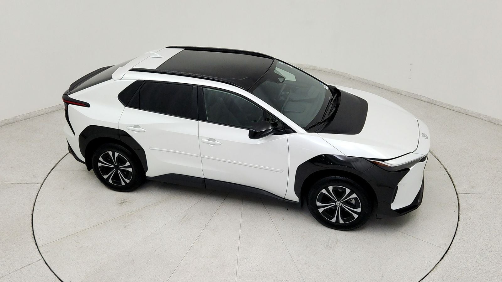 2024 Toyota bZ4X XLE