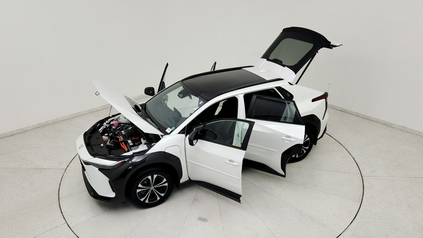 2024 Toyota bZ4X XLE