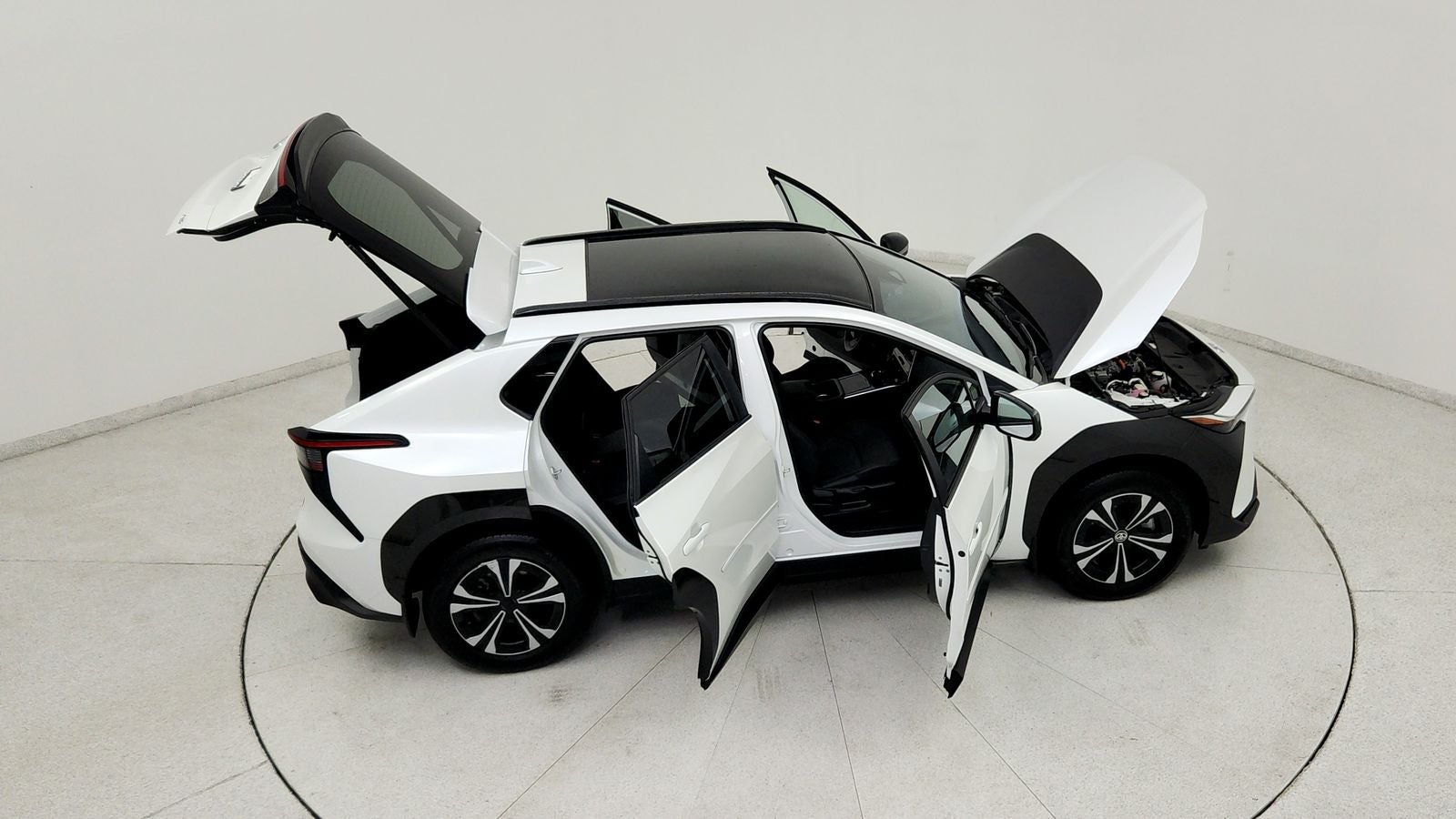 2024 Toyota bZ4X XLE