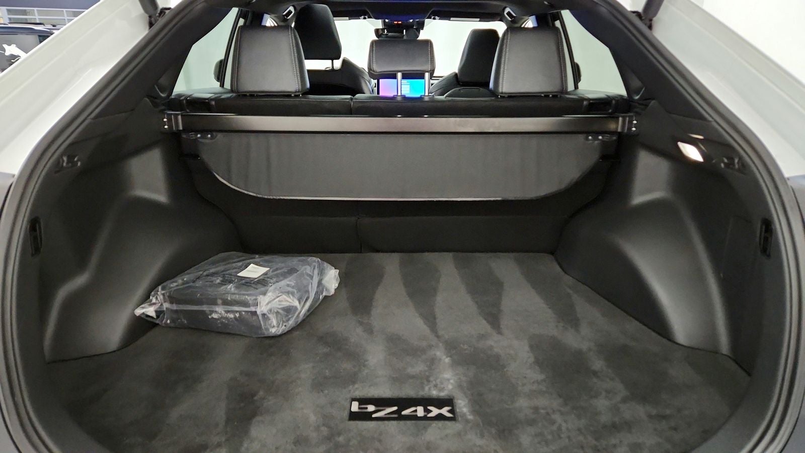 2024 Toyota bZ4X XLE