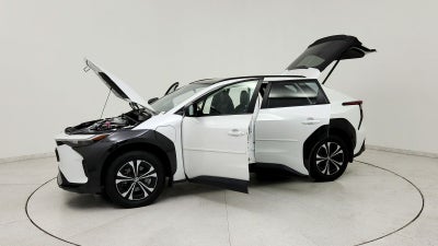 2024 Toyota bZ4X XLE
