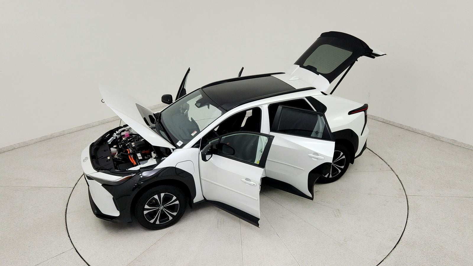 2024 Toyota bZ4X XLE