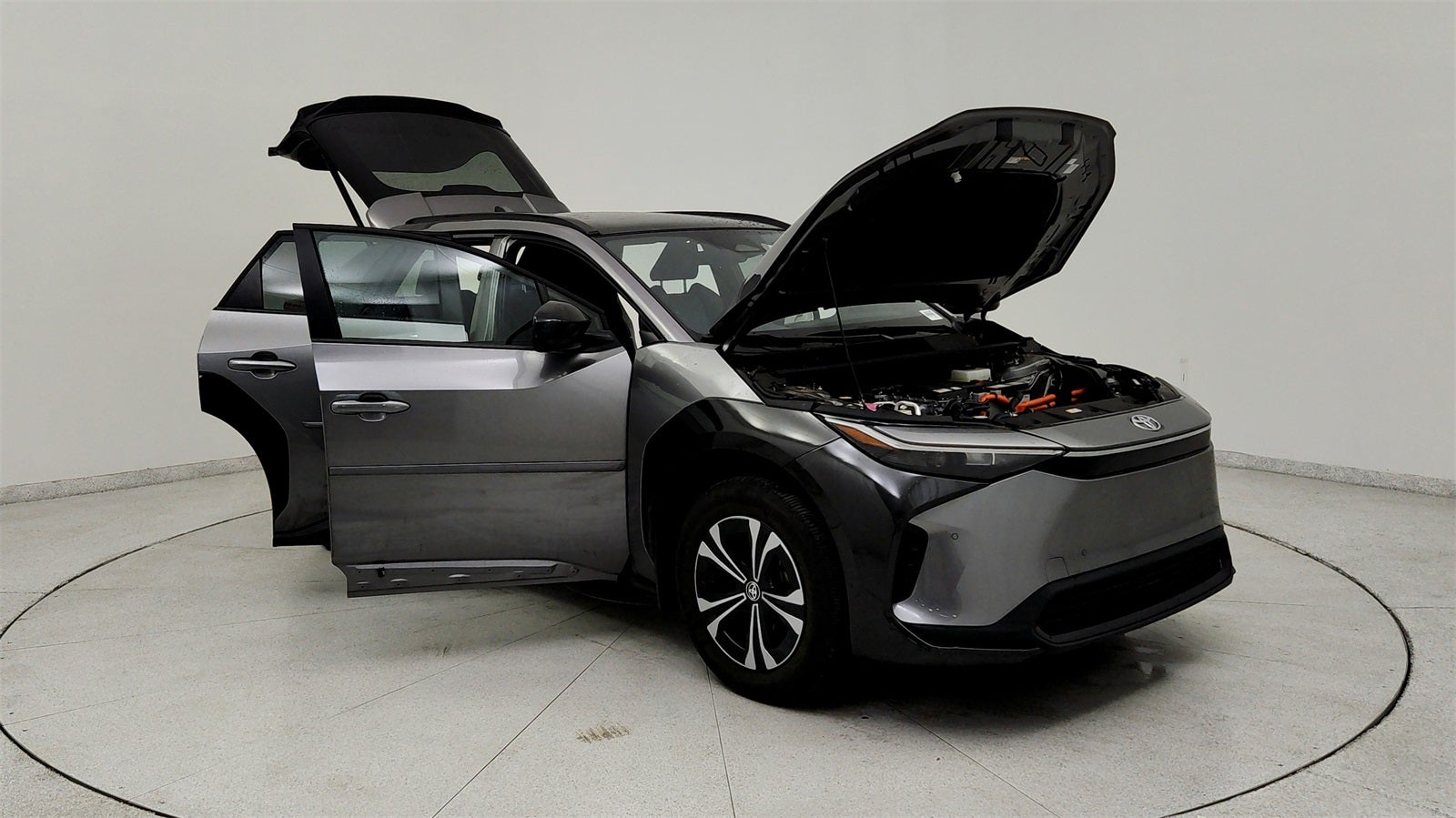 2024 Toyota bZ4X Limited