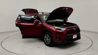 2022 Toyota RAV4 Hybrid XLE
