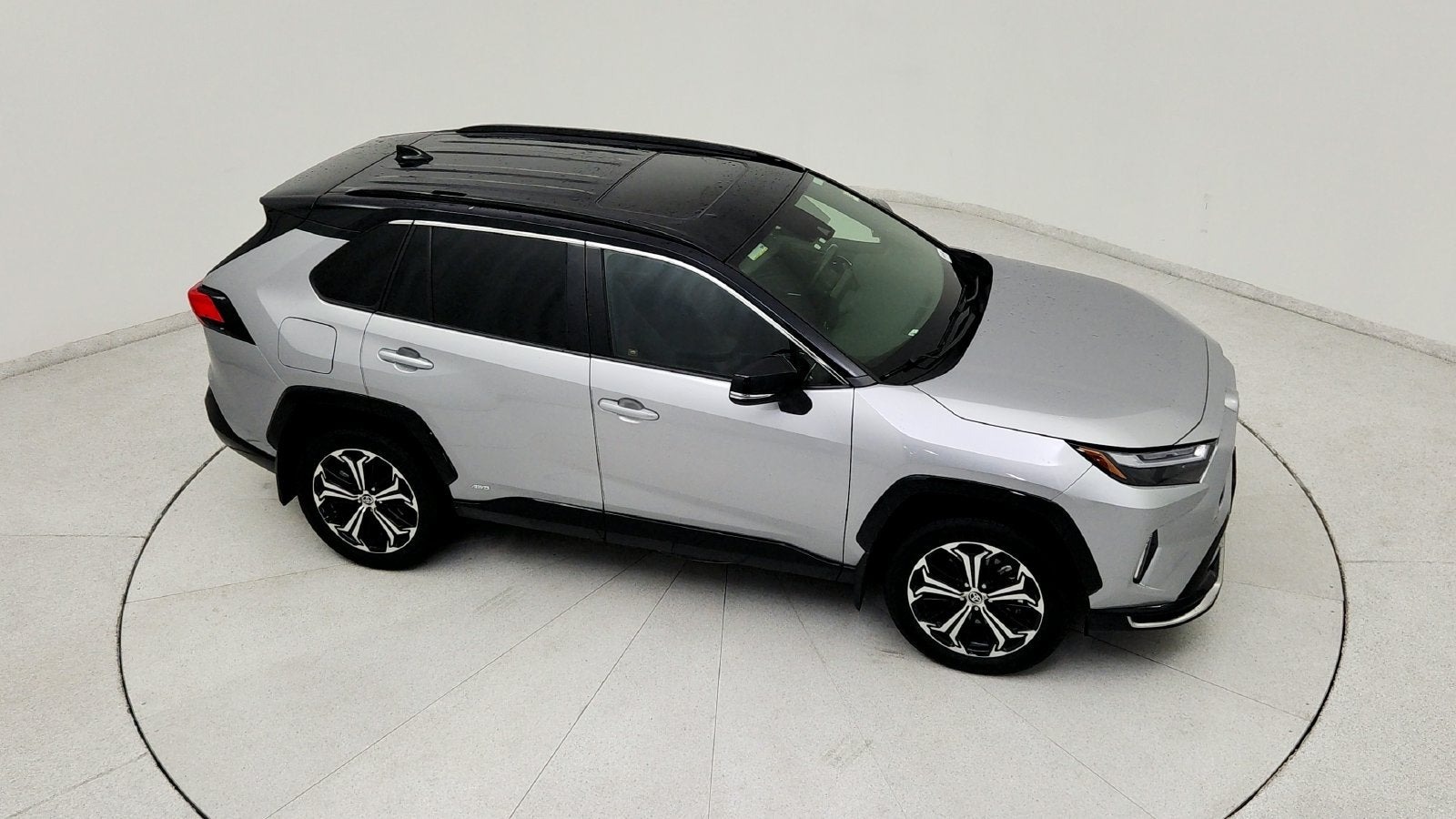 2025 Toyota RAV4 Plug-In Hybrid XSE