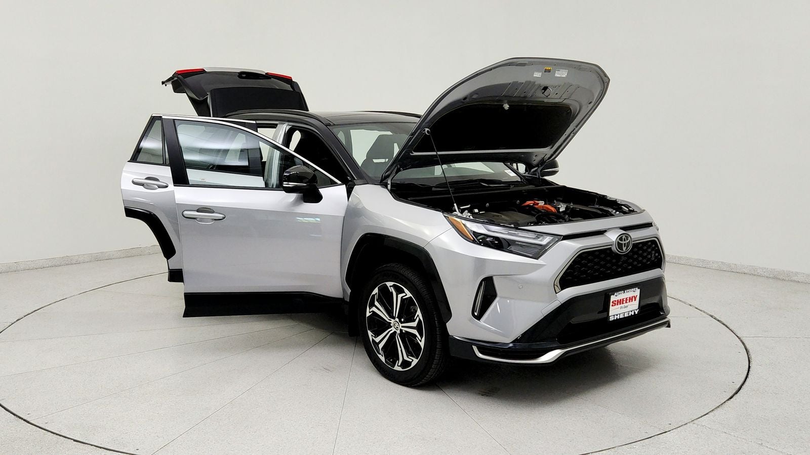 2025 Toyota RAV4 Plug-In Hybrid XSE