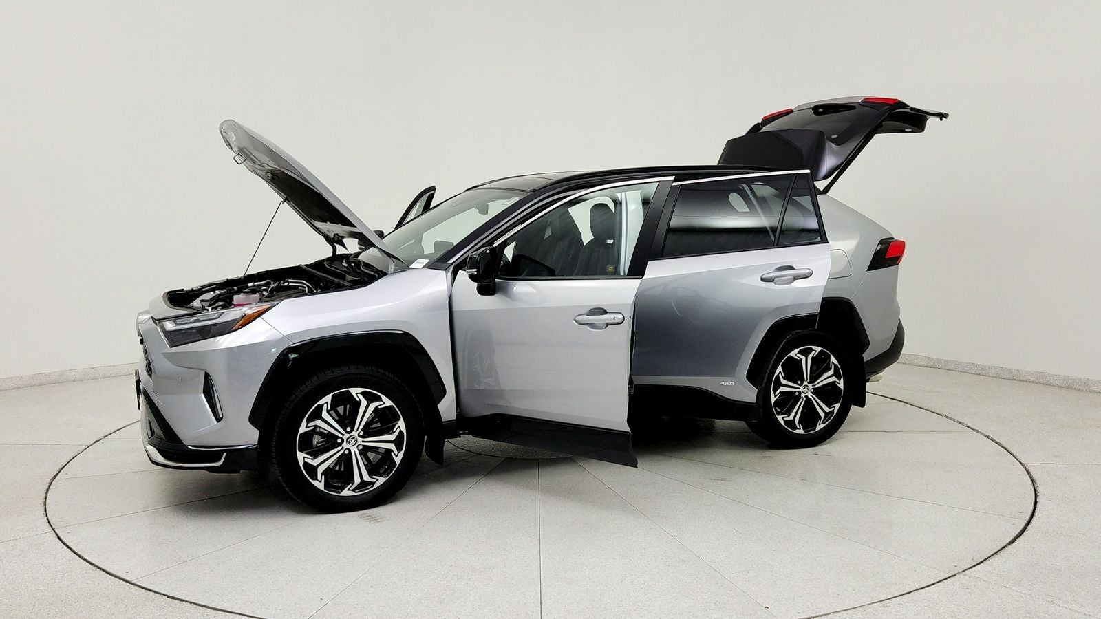 2025 Toyota RAV4 Plug-In Hybrid XSE