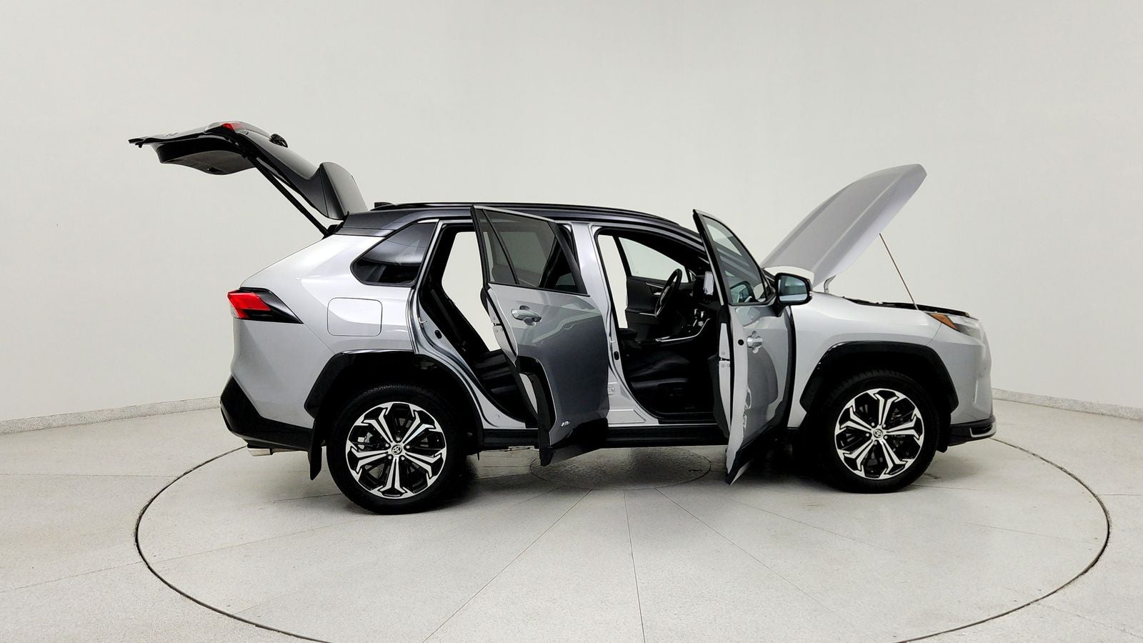 2025 Toyota RAV4 Plug-In Hybrid XSE
