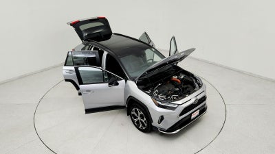 2025 Toyota RAV4 Plug-In Hybrid XSE