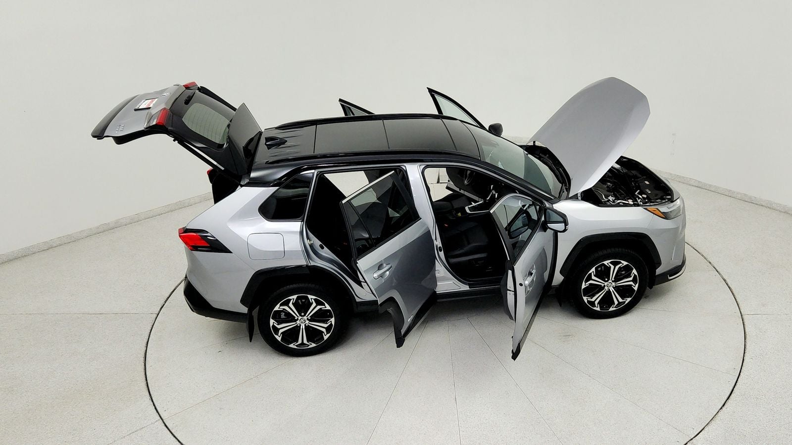 2025 Toyota RAV4 Plug-In Hybrid XSE