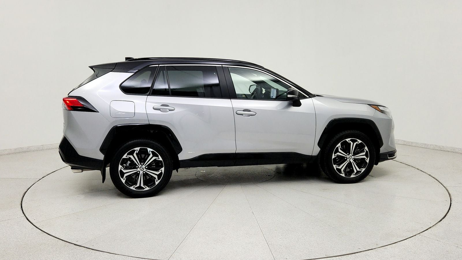 2025 Toyota RAV4 Plug-In Hybrid XSE