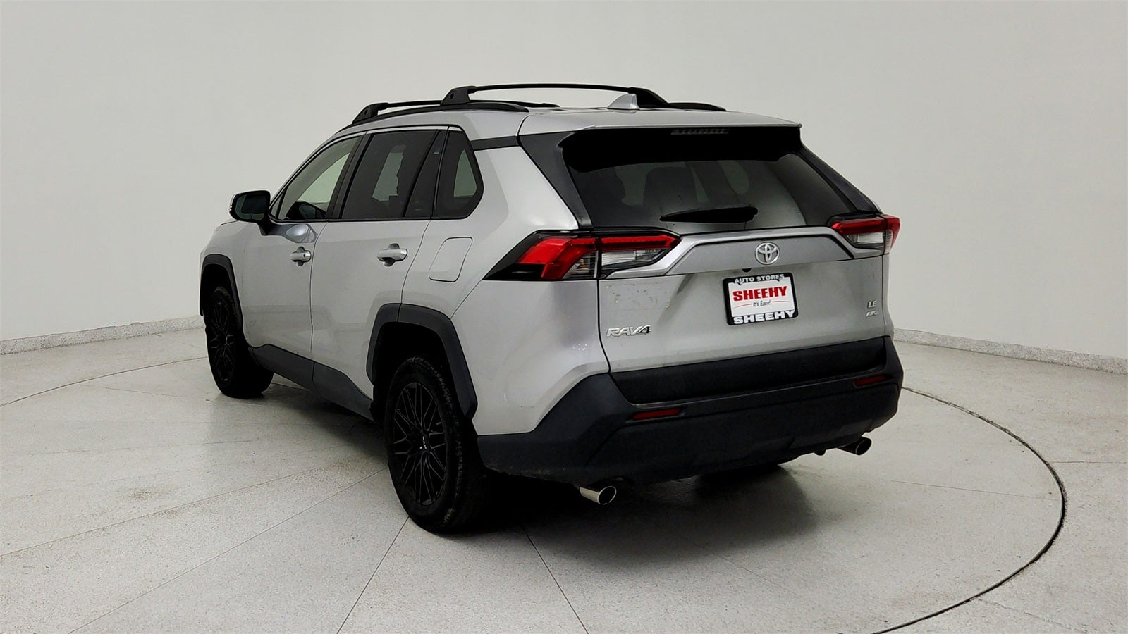 2019 Toyota RAV4 LE