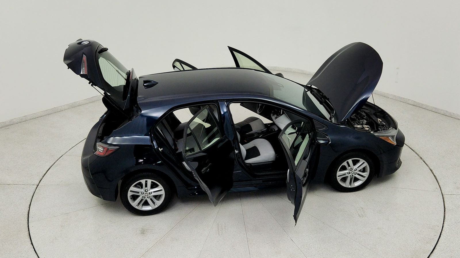 2022 Toyota Corolla Hatchback SE