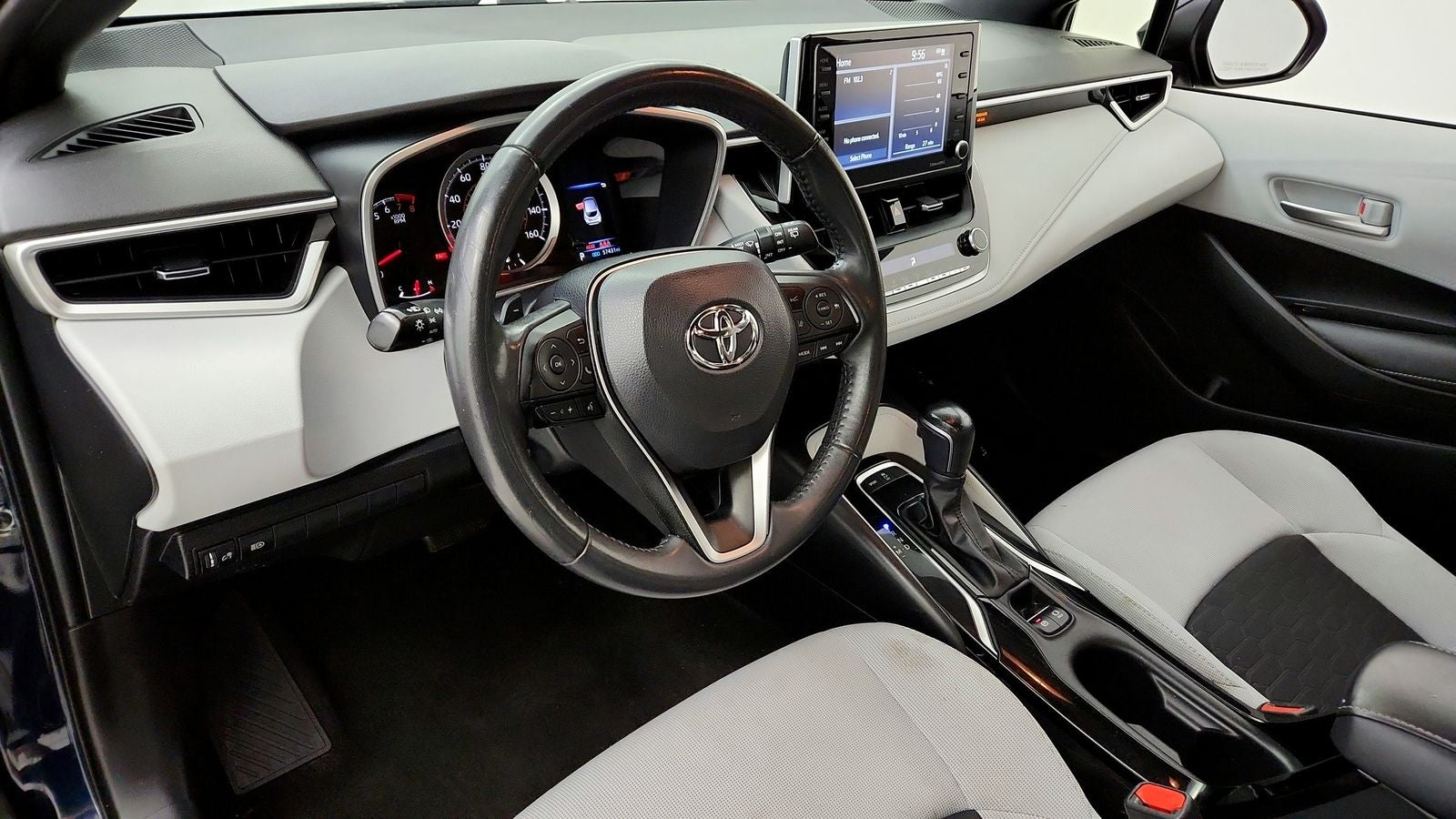 2022 Toyota Corolla Hatchback SE