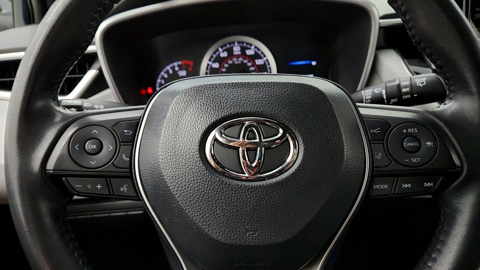 2022 Toyota Corolla Hatchback SE