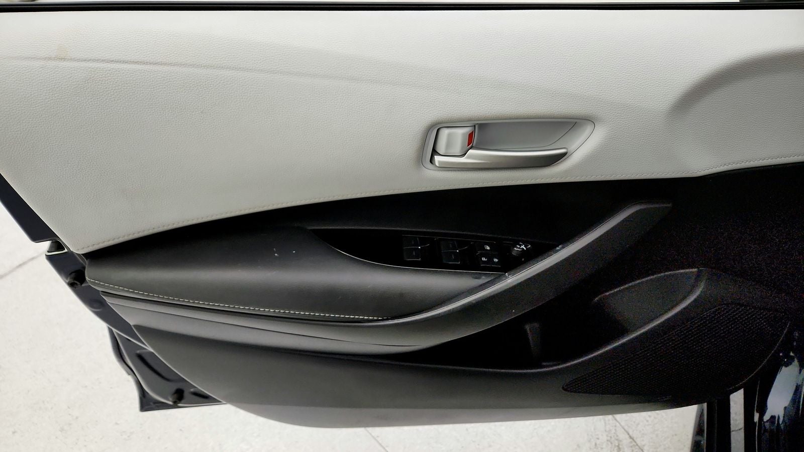 2022 Toyota Corolla Hatchback SE