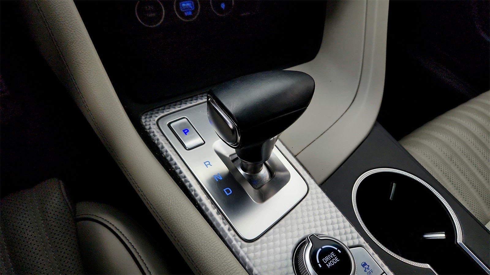 2023 Genesis G70 2.0T Sport Prestige