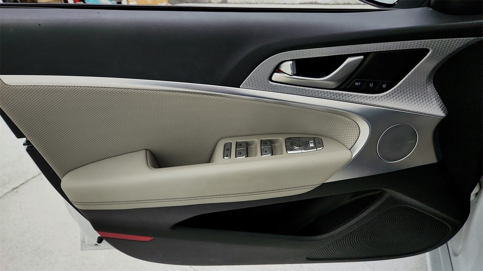 2023 Genesis G70 2.0T Sport Prestige