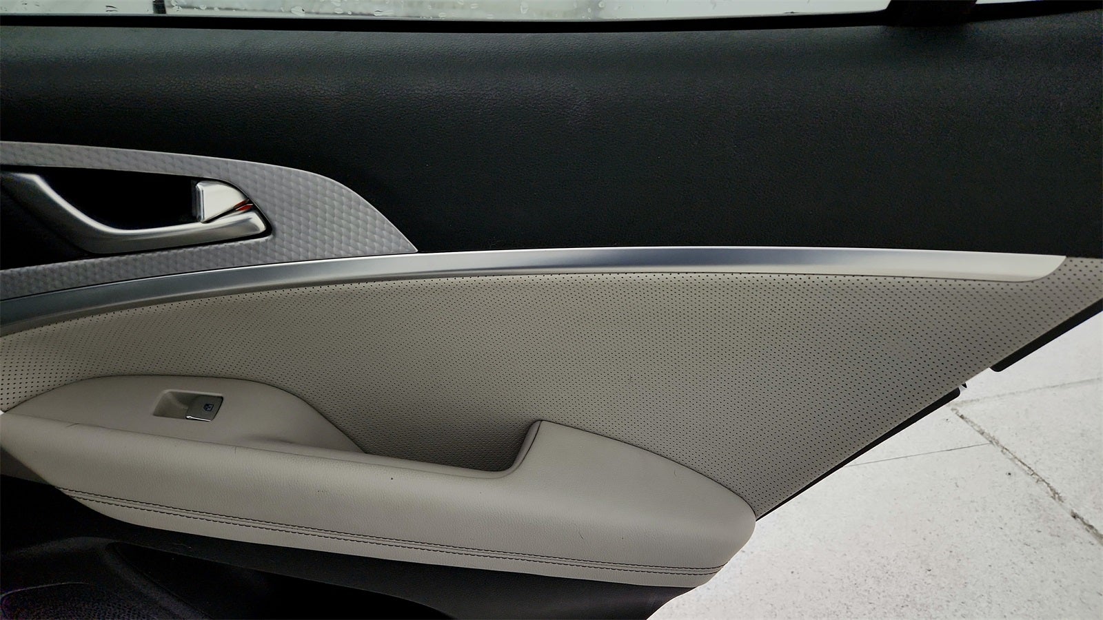 2023 Genesis G70 2.0T Sport Prestige