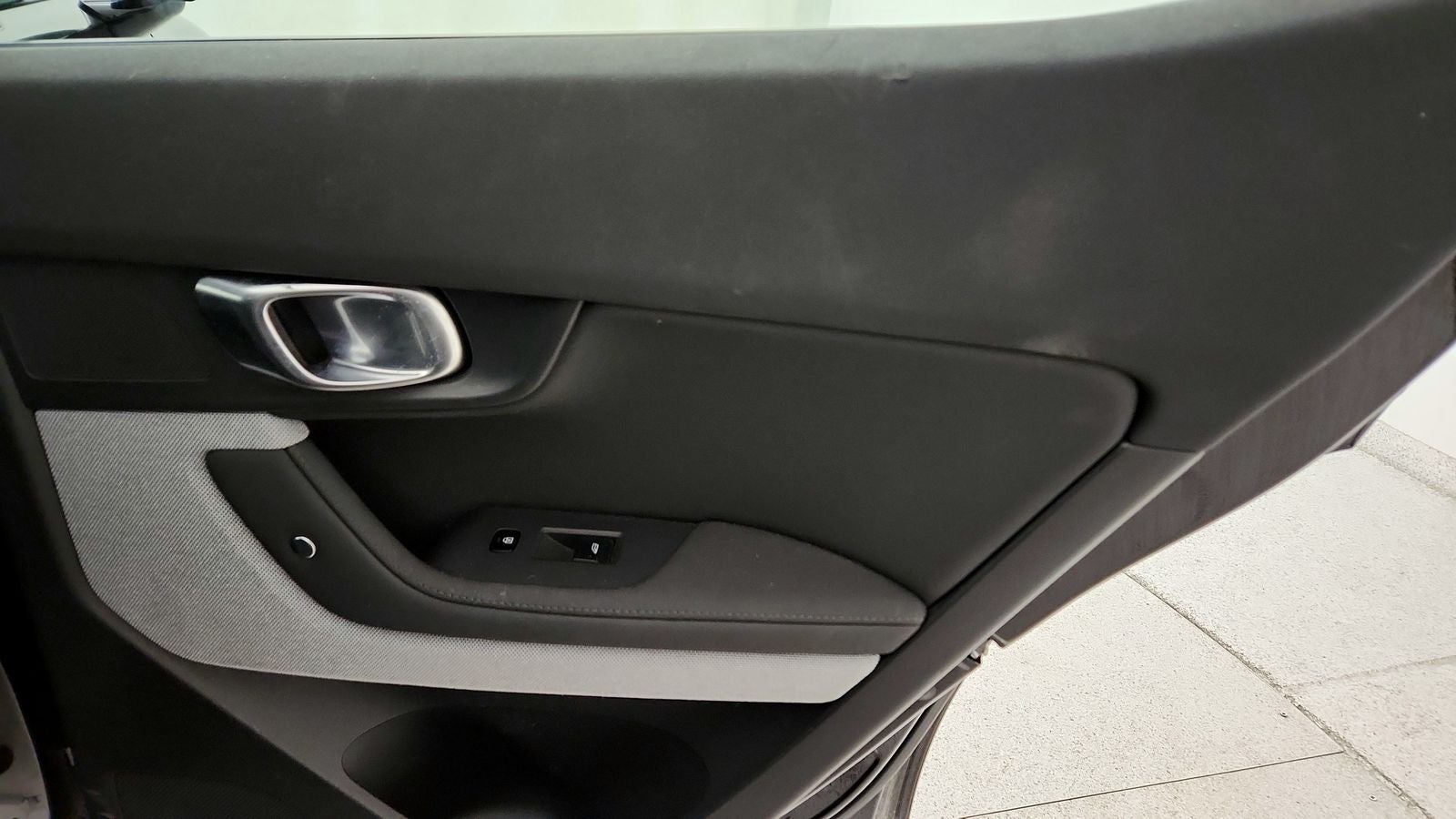 2022 Polestar 2 Long Range Dual Motor