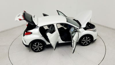 2021 Toyota C-HR XLE