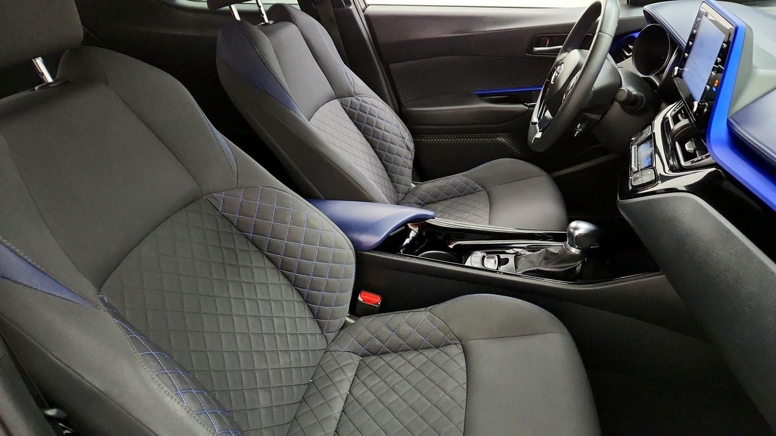 2021 Toyota C-HR XLE