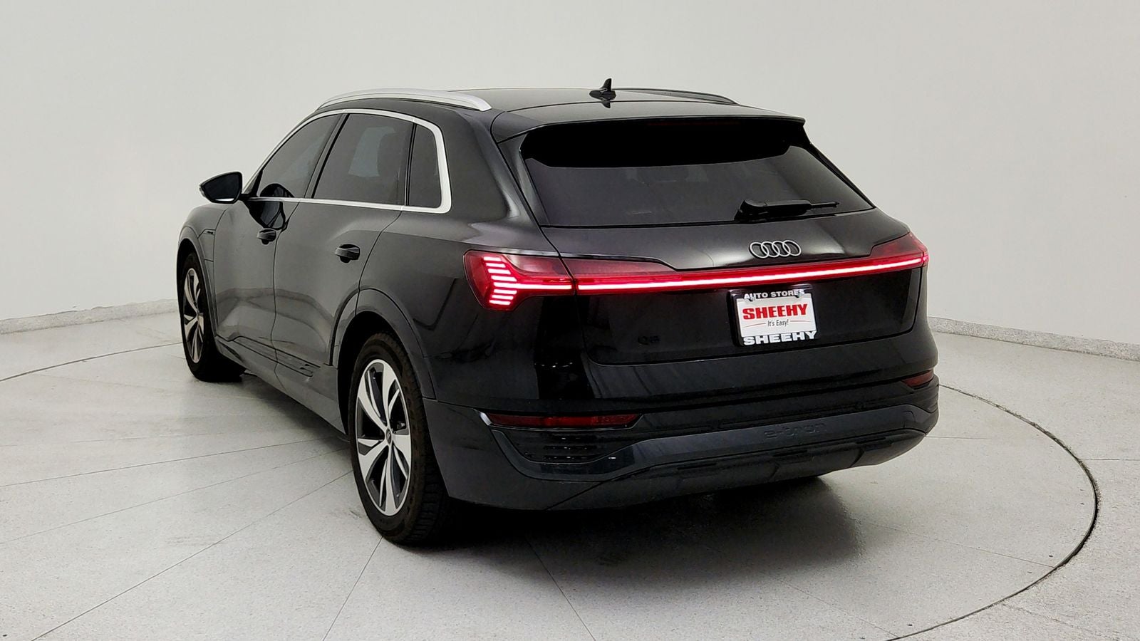 2024 Audi Q8 e-tron Premium Plus quattro
