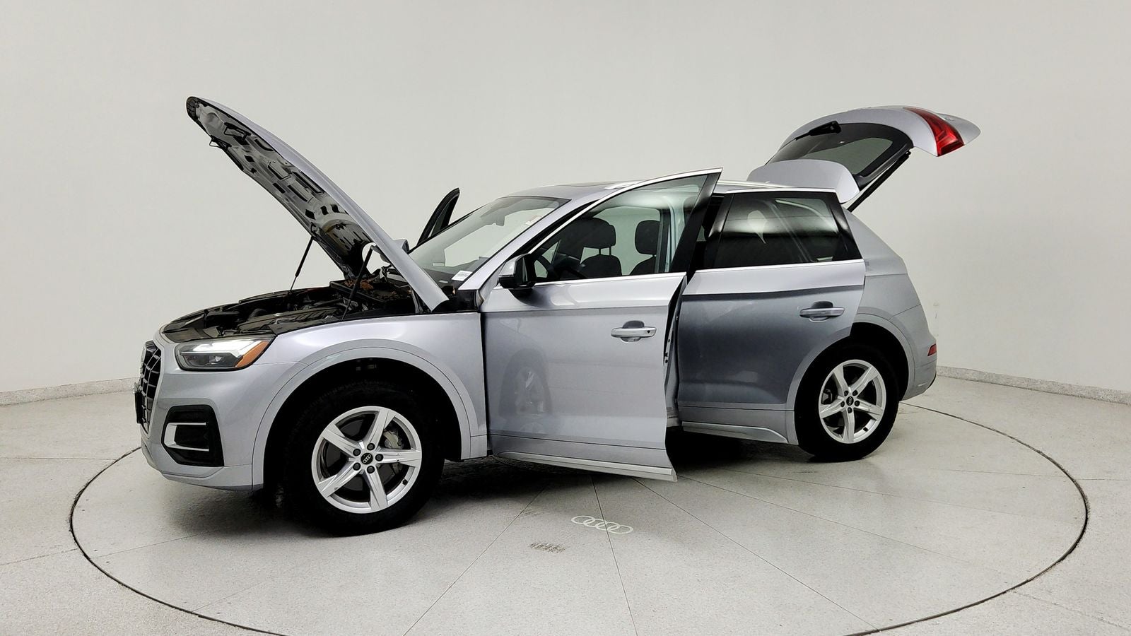 2024 Audi Q5 40 Premium quattro