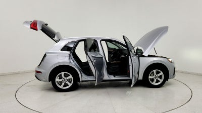 2024 Audi Q5 40 Premium quattro