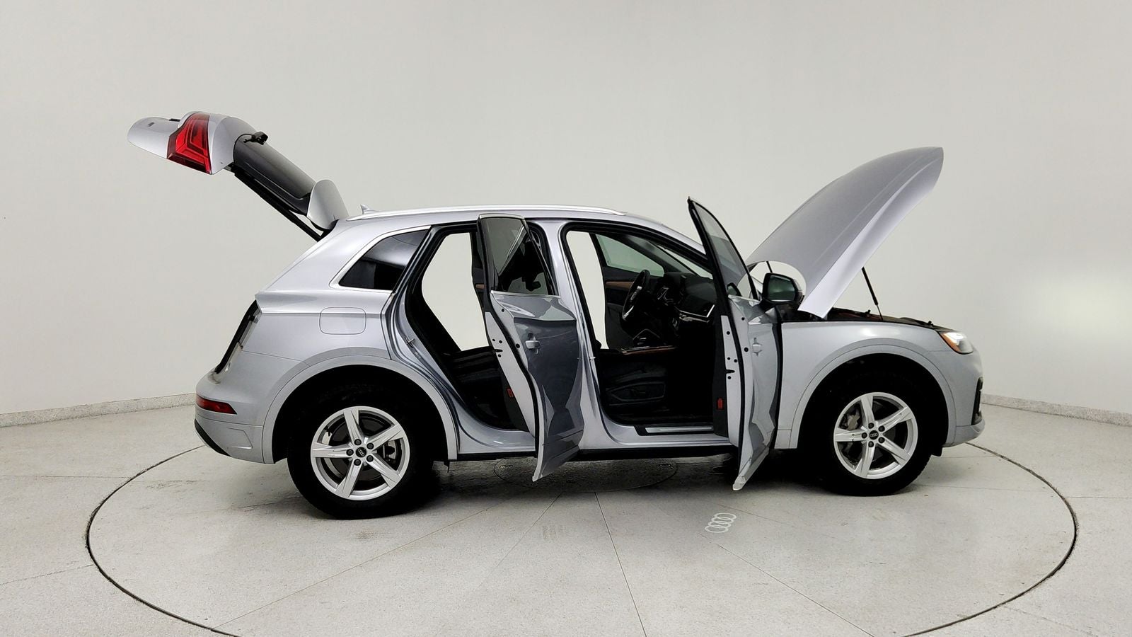 2024 Audi Q5 40 Premium quattro