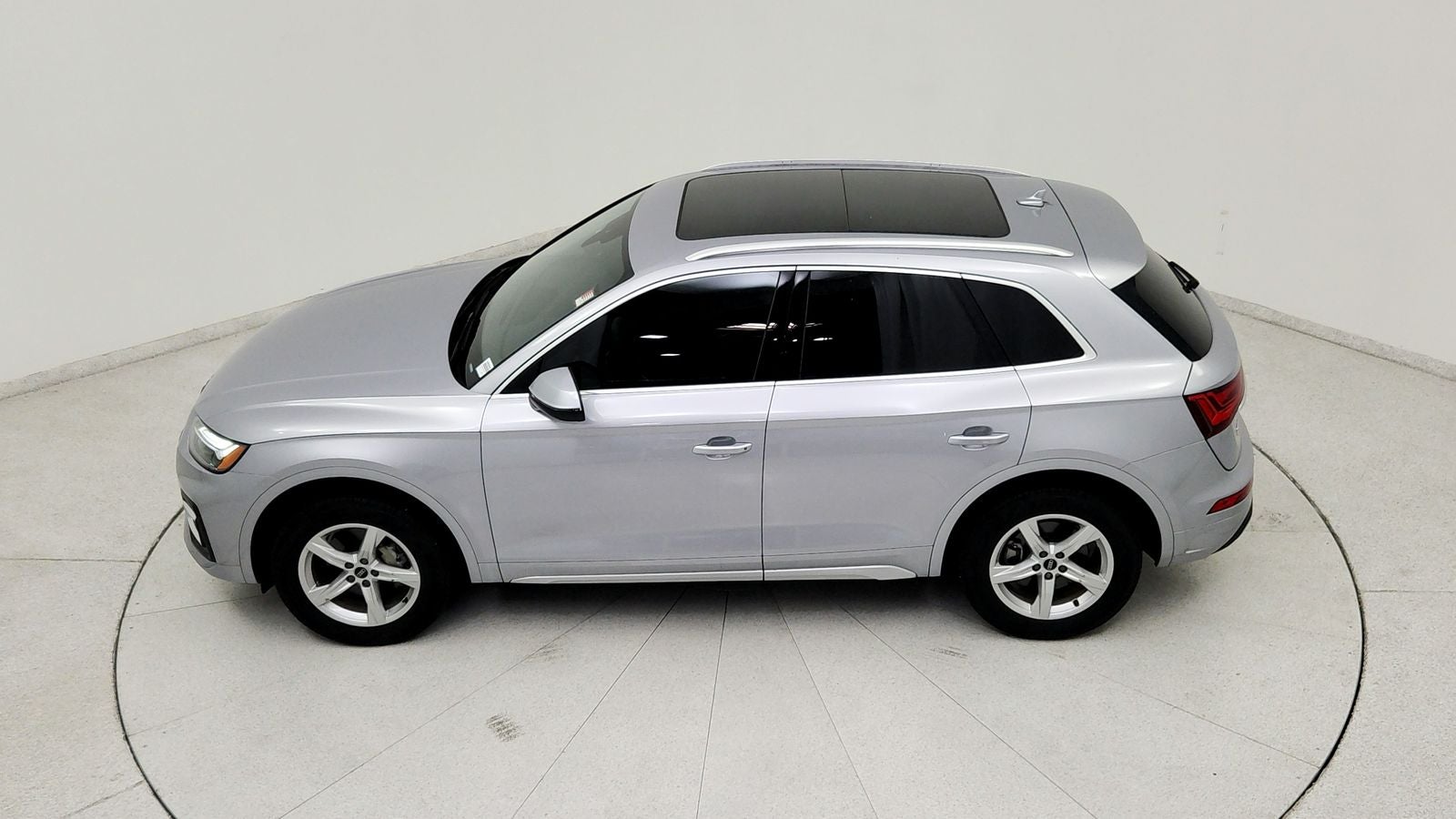 2024 Audi Q5 40 Premium quattro