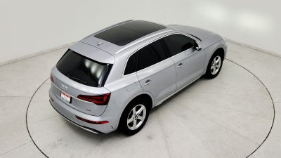 2024 Audi Q5 40 Premium quattro