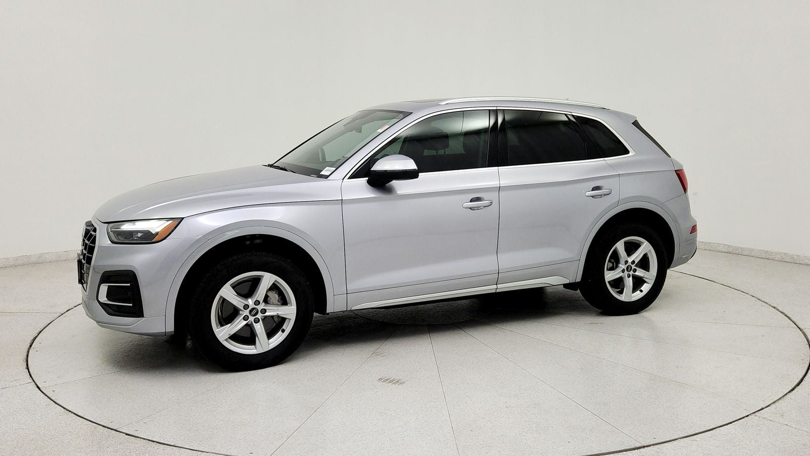 2024 Audi Q5 40 Premium quattro
