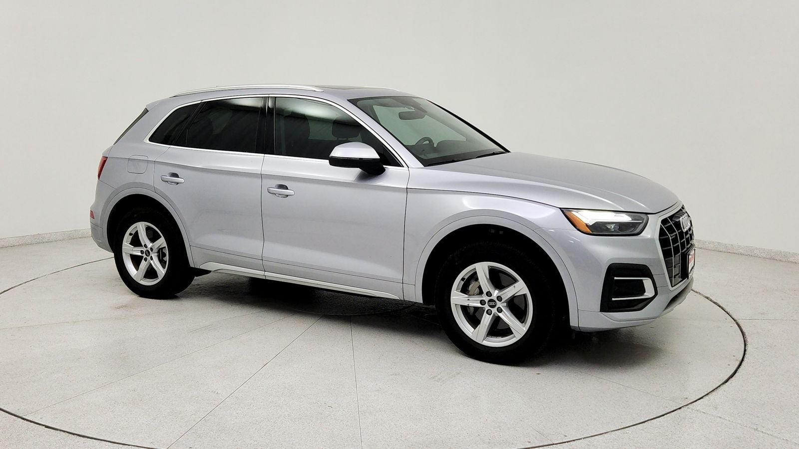 2024 Audi Q5 40 Premium quattro