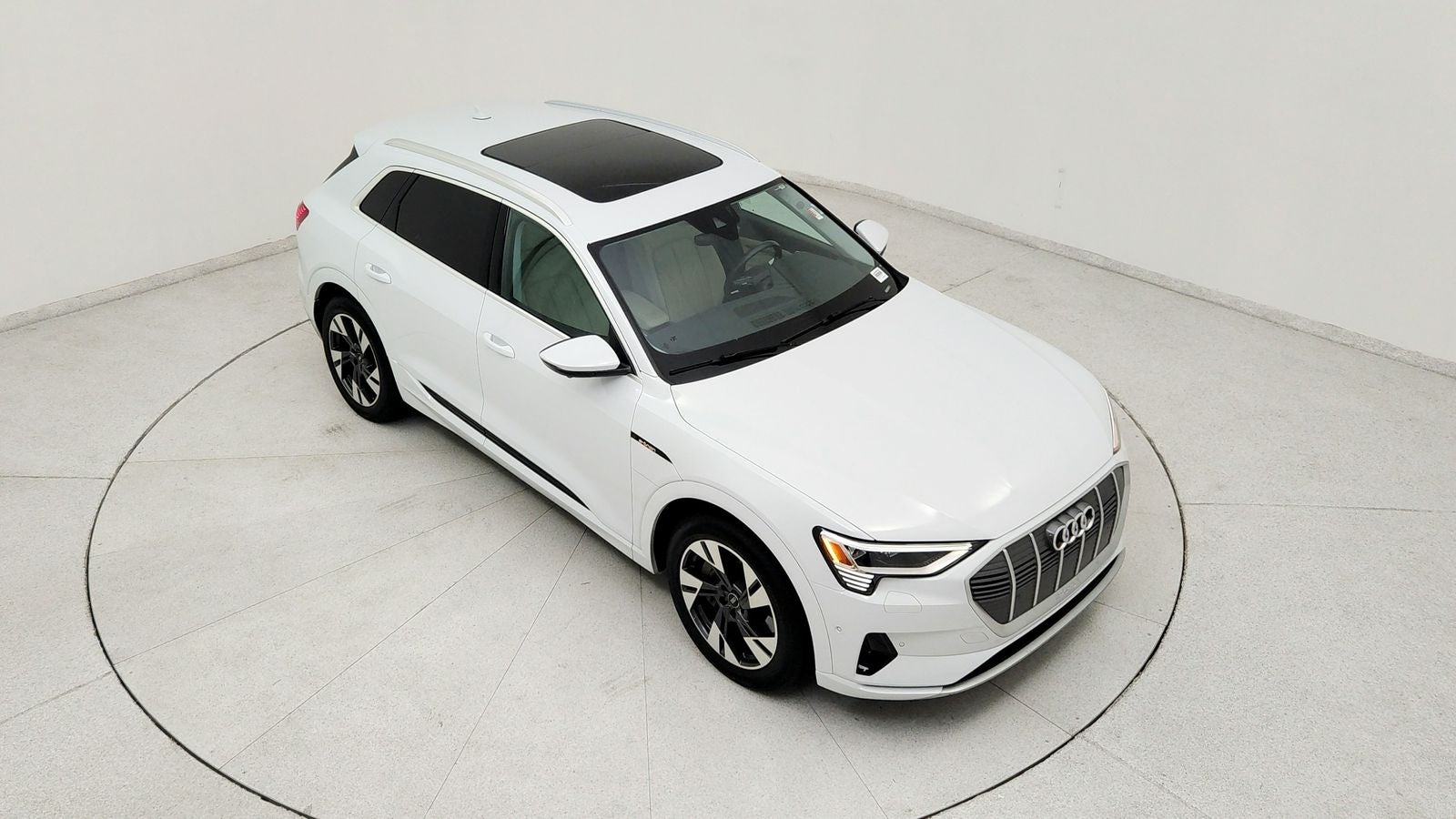 2023 Audi e-tron Premium Plus quattro