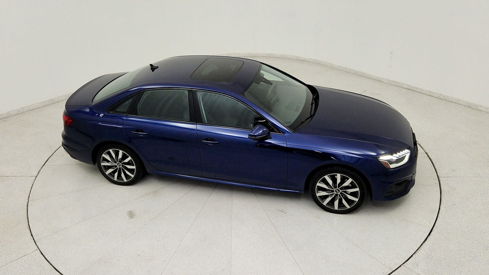 2022 Audi A4 40 Premium Plus quattro