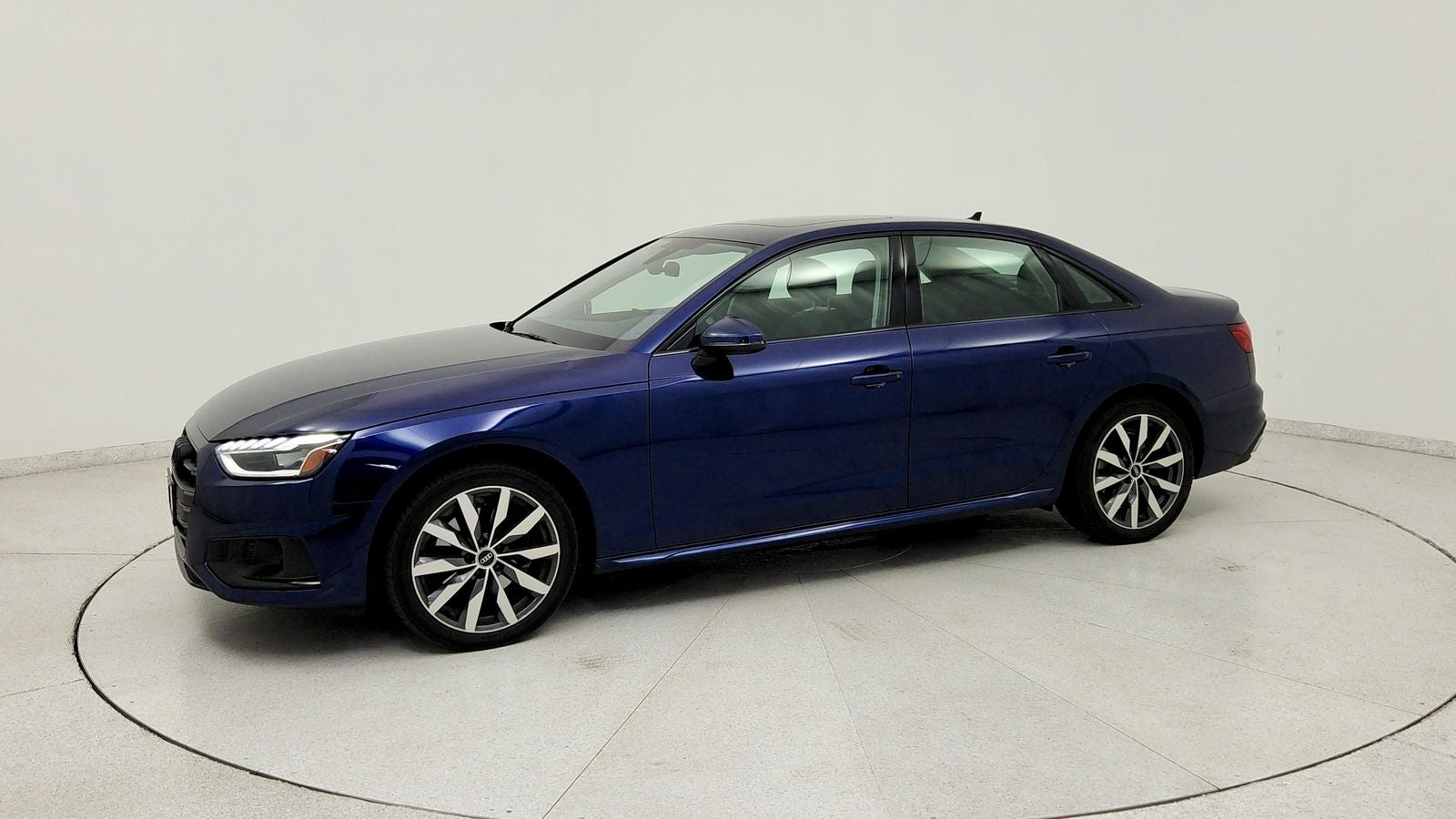 2022 Audi A4 40 Premium Plus quattro