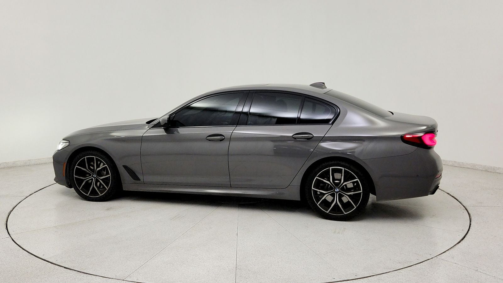 2021 BMW 5 Series 540i xDrive