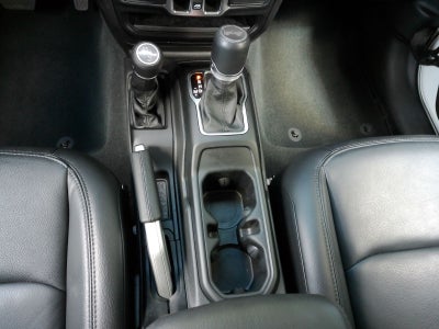 2022 Jeep Wrangler Unlimited Sahara Altitude