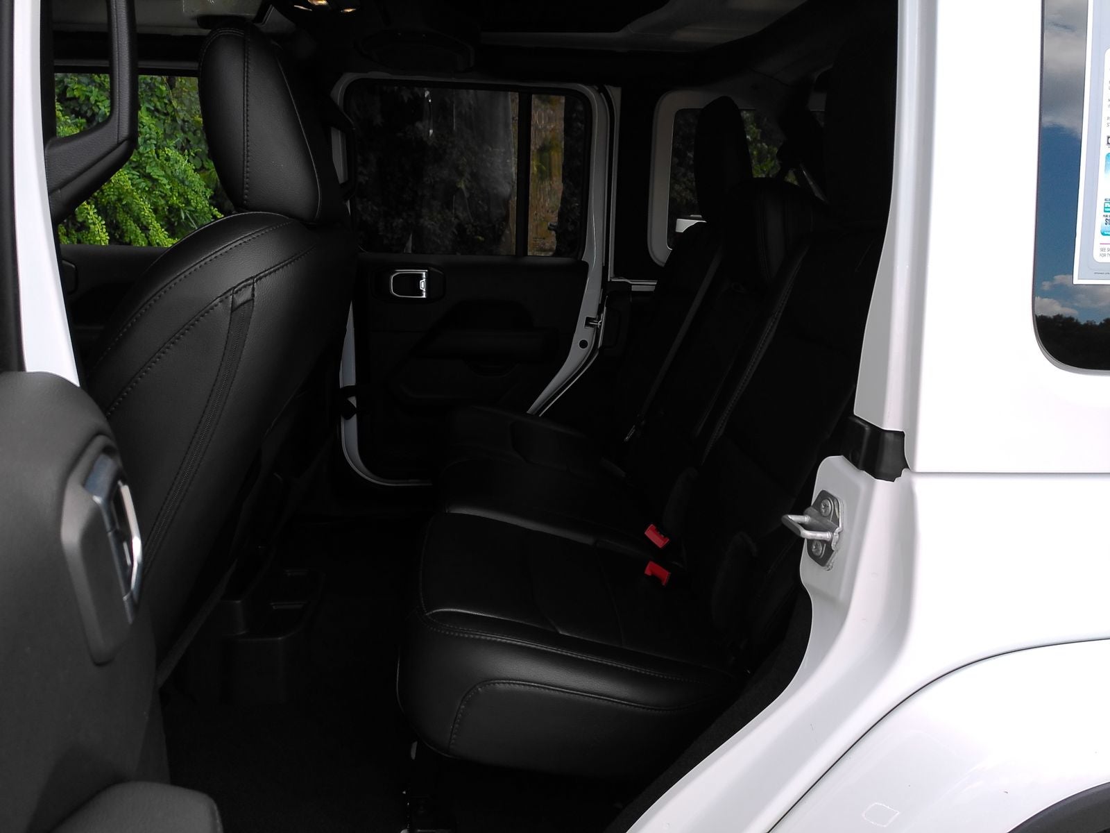 2022 Jeep Wrangler Unlimited Sahara Altitude