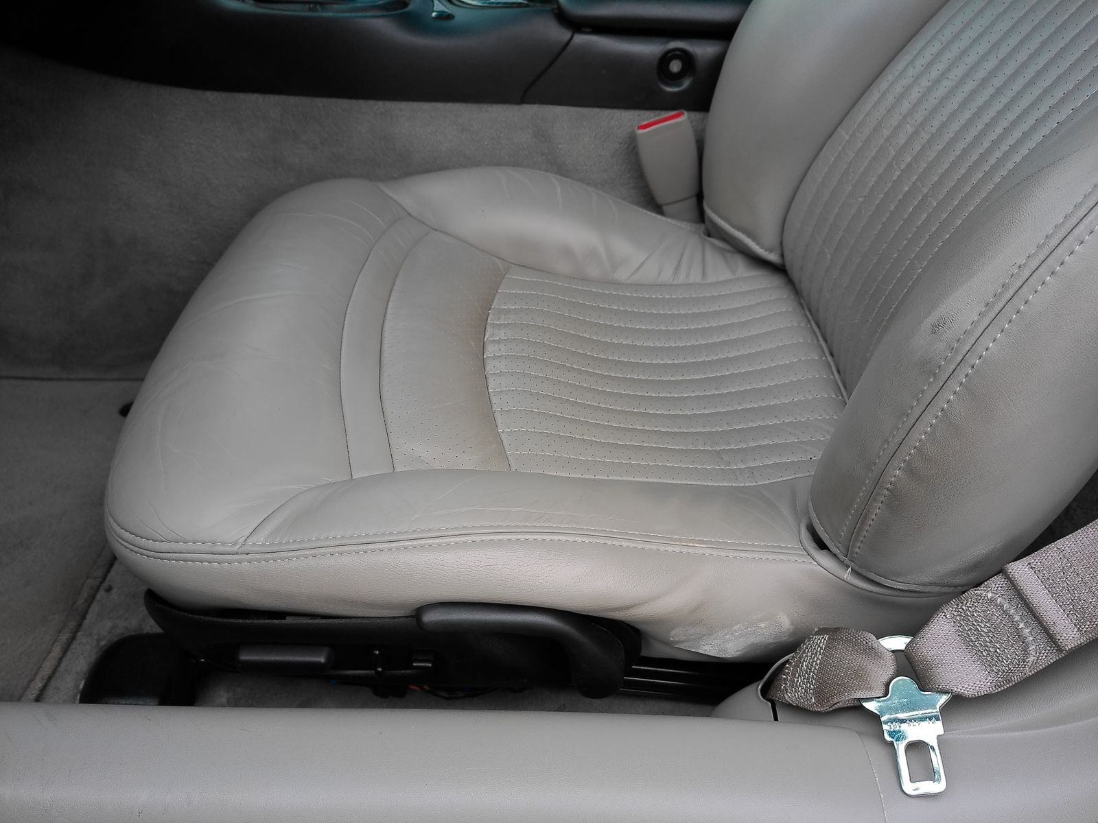 2003 Chevrolet Corvette Base