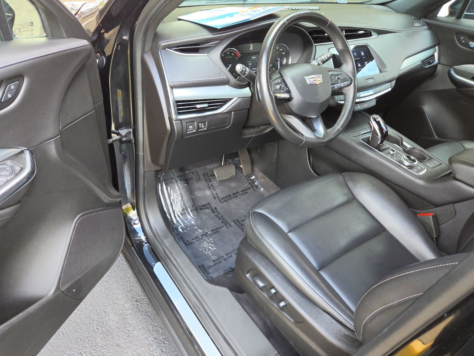2020 Cadillac XT4 Premium Luxury