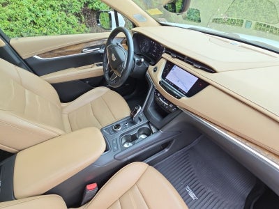 2022 Cadillac XT5 Premium Luxury